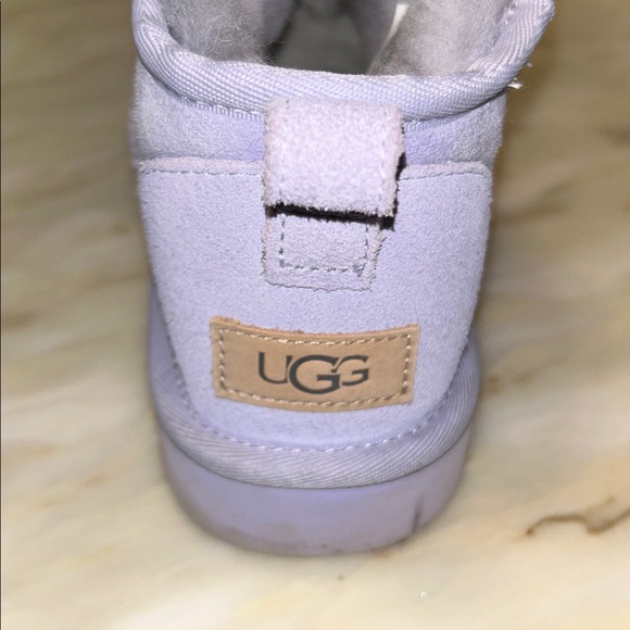 UGG Classic Womens Ultra Mini Boots Size 9 in Lavender Fog - Picture 6 of 8